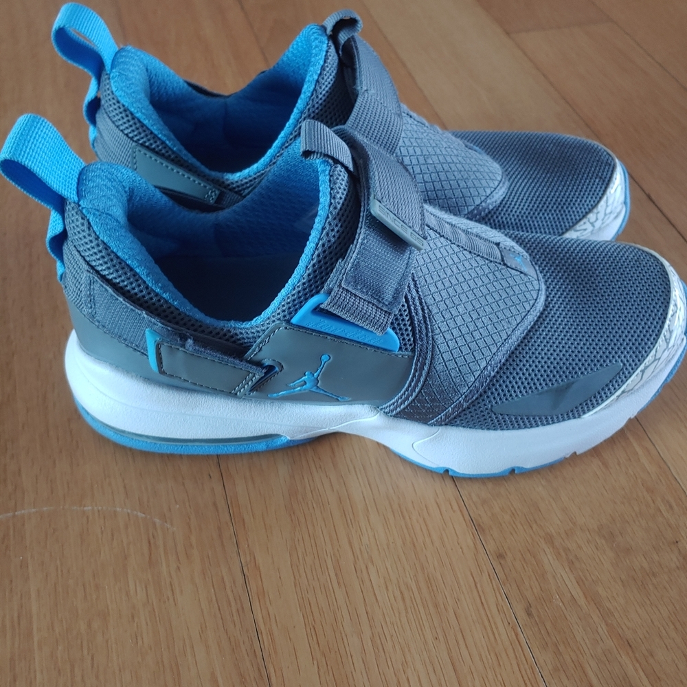 Jordan trainers